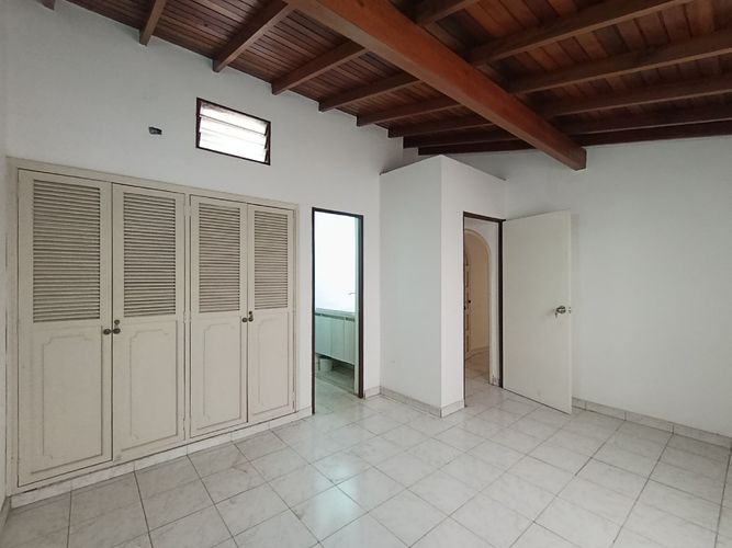 Casa de 5 alcobas en venta en Villas De Santander, Villa del Rosario, 259 m² · foto 12 de 20