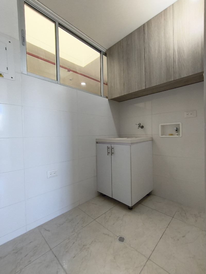 Apartamento en venta en Prados Del Este, Cúcuta · foto 9 de 14