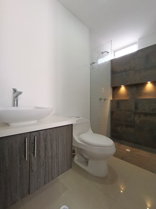 Casa de 4 alcobas en venta en Los Trapiches, Villa del Rosario, 350 m² · foto 13 de 21