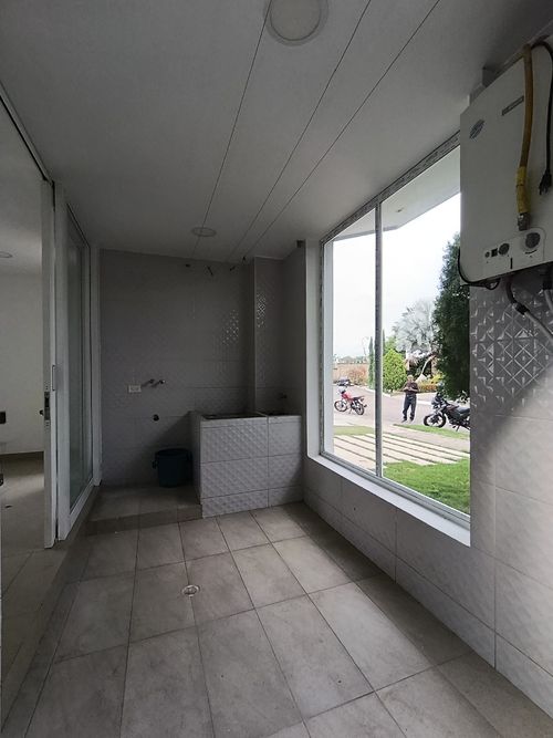 Casa de 4 alcobas en venta en Los Trapiches, Villa del Rosario, 350 m² · foto 16 de 21