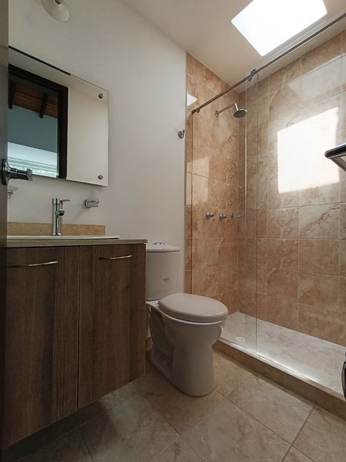 Casa de 3 alcobas en venta en Lomitas, Villa del Rosario, 140 m² · foto 8 de 23