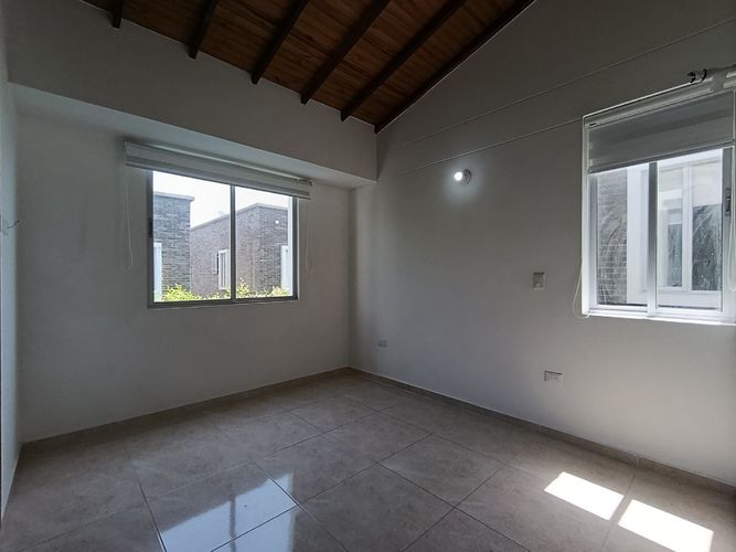 Casa de 3 alcobas en venta en Lomitas, Villa del Rosario, 140 m² · foto 9 de 23