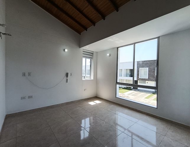 Casa de 3 alcobas en venta en Lomitas, Villa del Rosario, 140 m² · foto 12 de 23