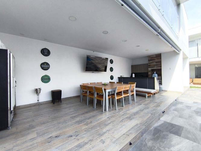 Casa de 12 alcobas en venta en La Riviera, Cúcuta, 1000 m² · foto 12 de 24