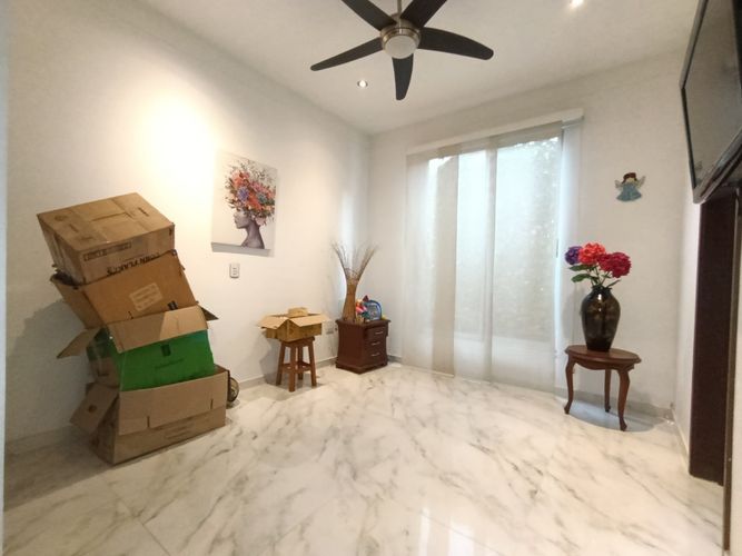 Casa de 4 alcobas en venta en California, Los Patios, 300 m² · foto 11 de 19