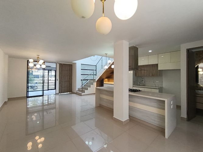 Casa de 3 alcobas en venta en Niza, Cúcuta, 146 m² · foto 5 de 18