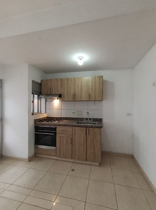 Casa de 2 alcobas en venta en La Sabana, Los Patios, 80 m² · foto 3 de 10