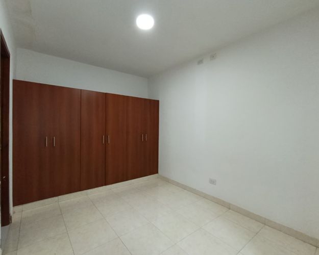 Apartamento de 6 alcobas en venta en Videlso, Los Patios, 192 m² · foto 3 de 18