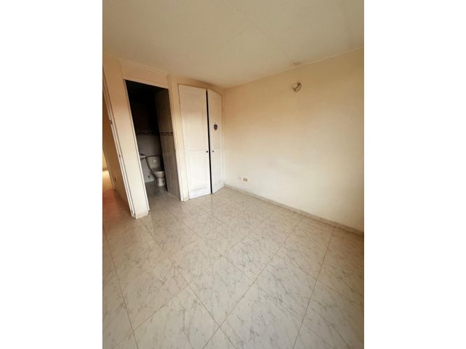 Apartamento en venta en Villas De Granada, Bogotá · foto 9 de 13