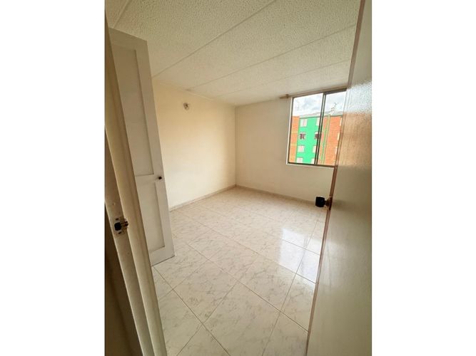 Apartamento en venta en Villas De Granada, Bogotá · foto 10 de 13