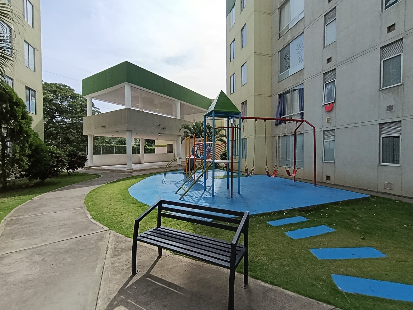 Apartamento en venta en Prados Del Este, Cúcuta · foto 10 de 12