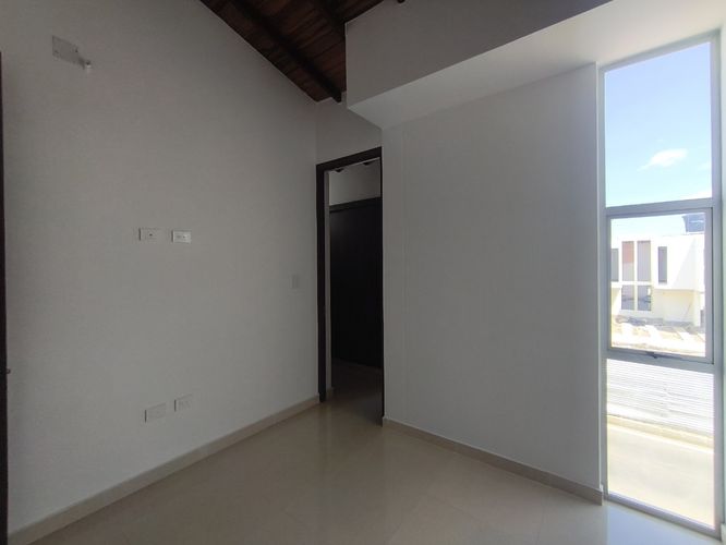Casa de 3 alcobas en venta en Prados Del Este, Cúcuta, 81 m² · foto 5 de 18
