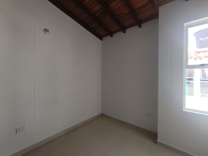 Casa de 3 alcobas en venta en Prados Del Este, Cúcuta, 81 m² · foto 11 de 18