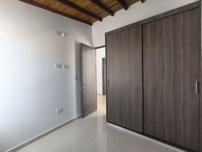 Casa de 3 alcobas en venta en Prados Del Este, Cúcuta, 81 m² · foto 12 de 18