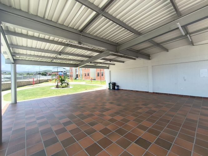 Apartamento de 2 alcobas en venta en Agualinda I, Los Patios, 47 m² · foto 10 de 12