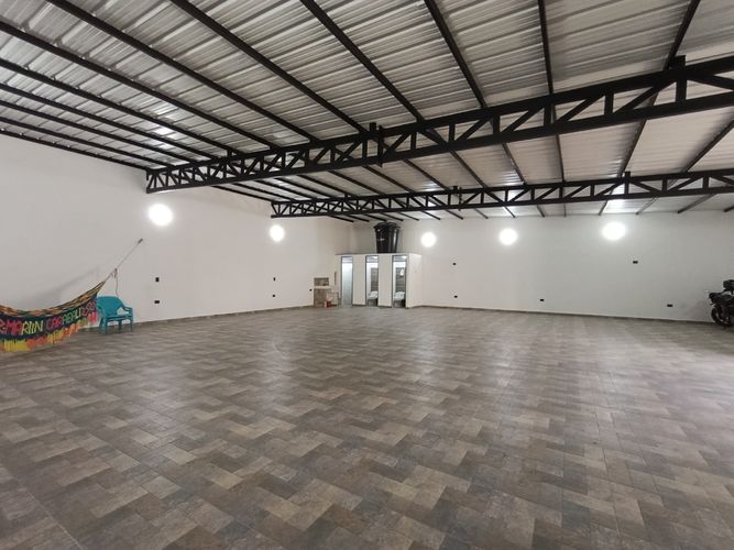 Bodega en venta en La Castellana, Cúcuta, 140 m² · foto 2 de 6