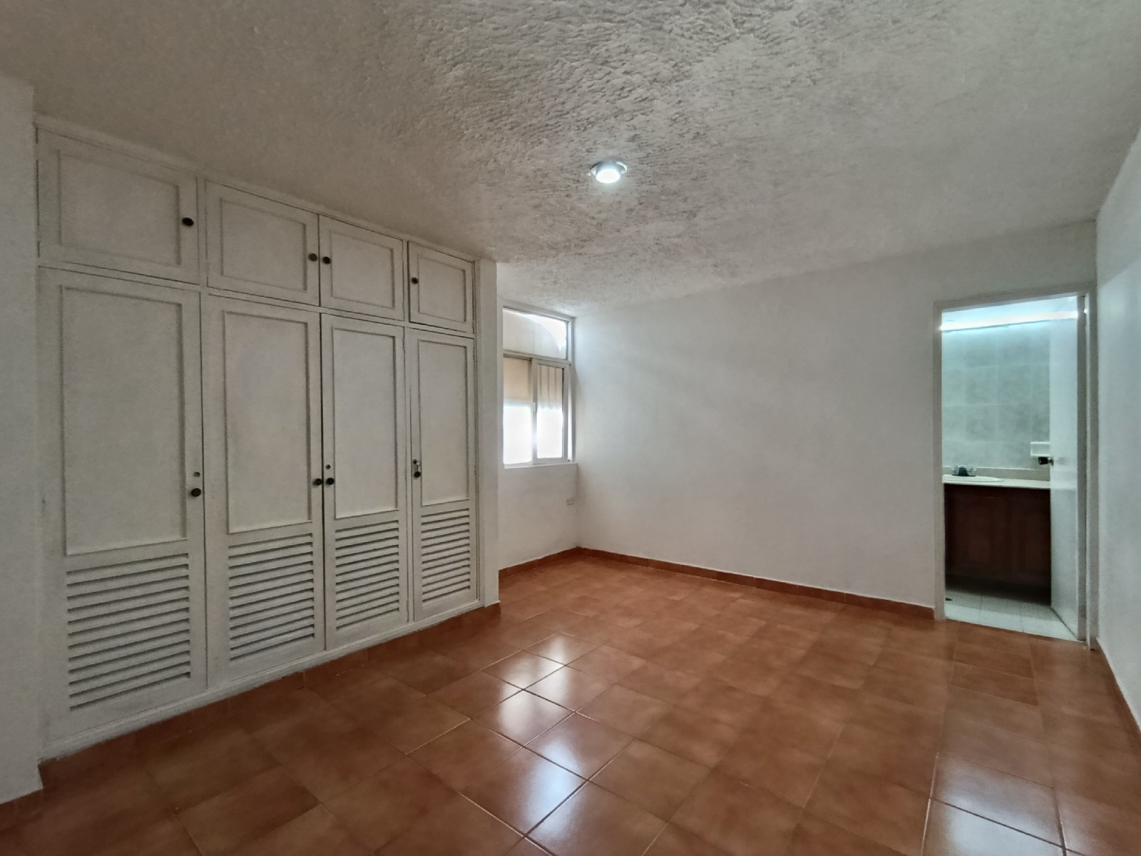 Apartamento en venta en La Riviera, Cúcuta · foto 6 de 15