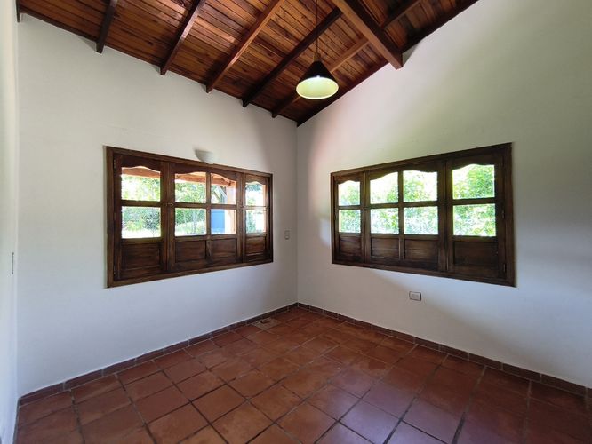 Casa de 2 alcobas en venta en California, Los Patios, 160 m² · foto 5 de 11