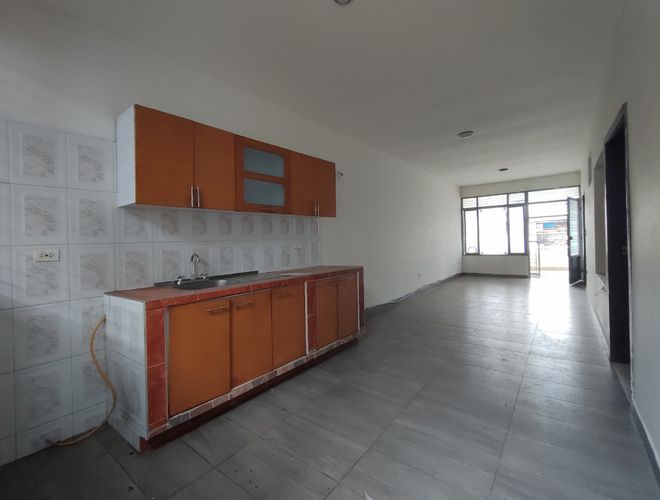 Casa de 6 alcobas en venta en Torcoroma, Cúcuta, 180 m² · foto 2 de 9