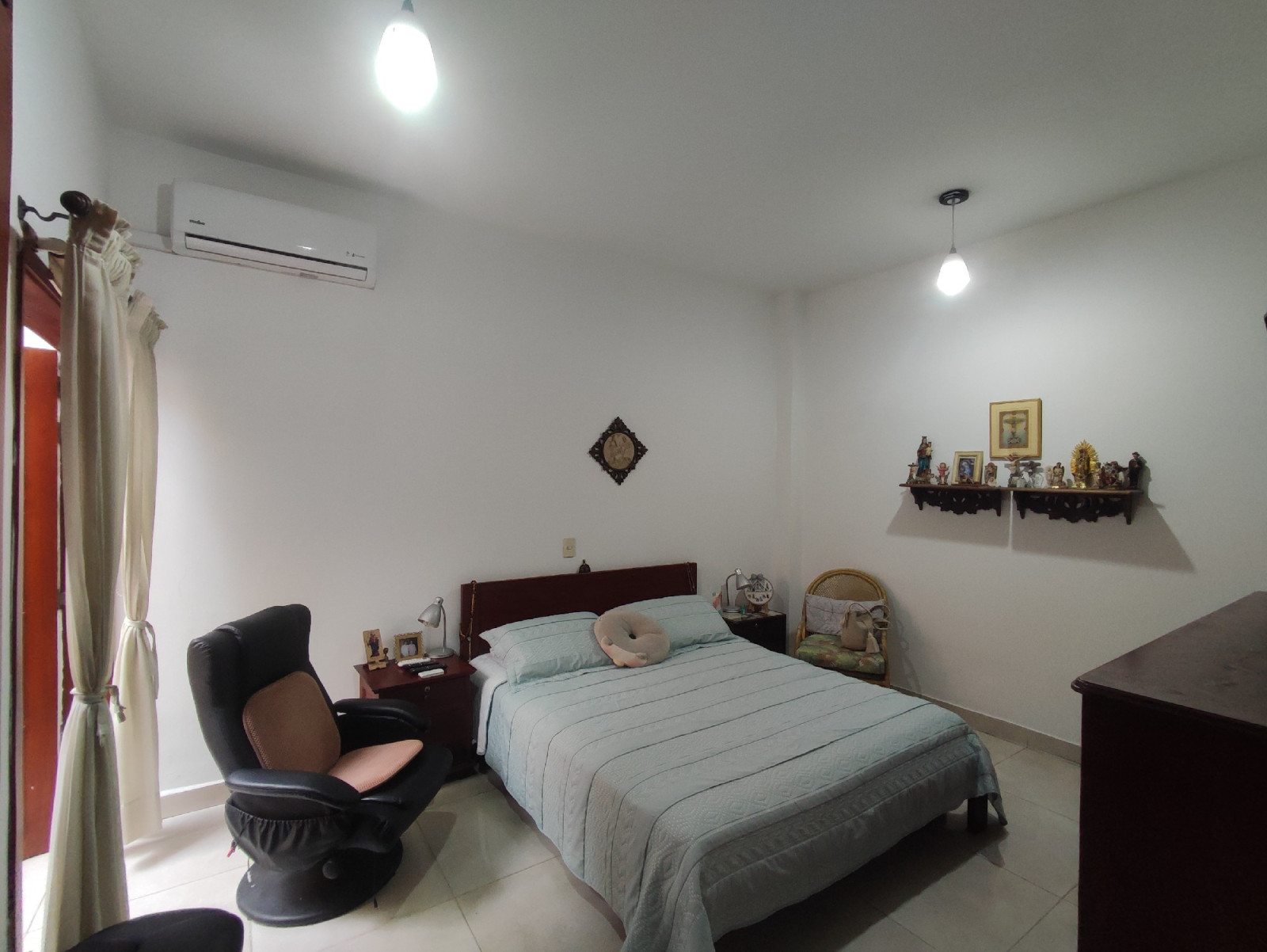 Casa en venta en Quinta Bosch, Cúcuta · foto 3 de 24