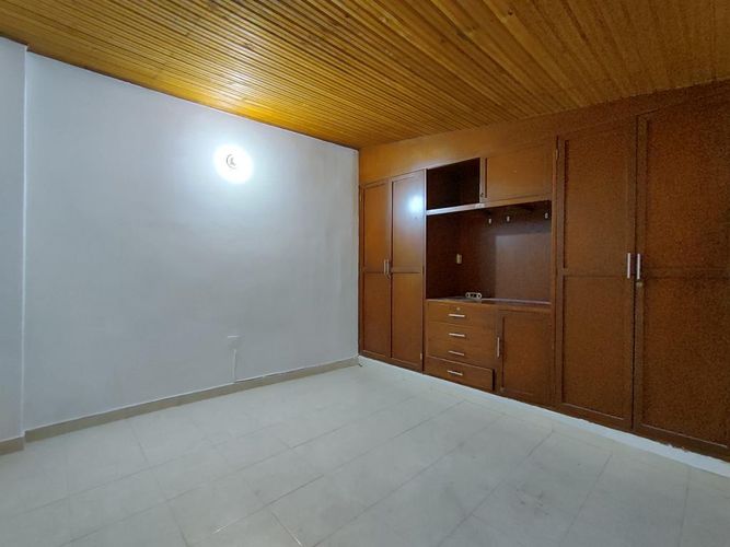 Casa de 5 alcobas en venta en Carora, Cúcuta, 202 m² · foto 5 de 18