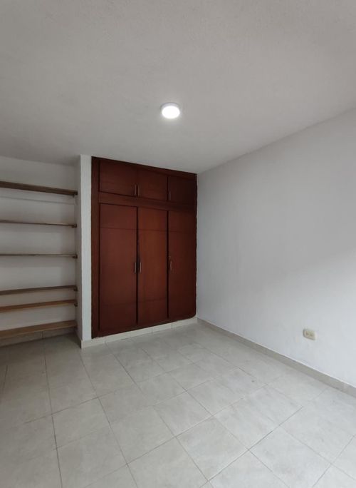 Casa de 5 alcobas en venta en Carora, Cúcuta, 202 m² · foto 6 de 18