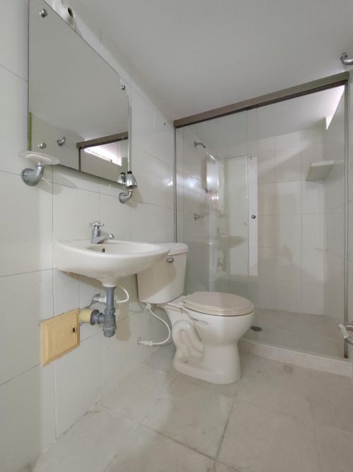 Casa de 5 alcobas en venta en Carora, Cúcuta, 202 m² · foto 9 de 18