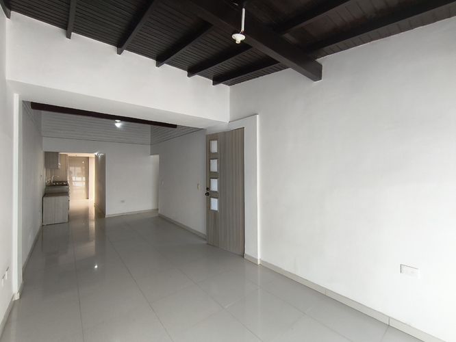 Casa de 3 alcobas en venta en Villa Antigua, Villa del Rosario, 99 m² · foto 2 de 13