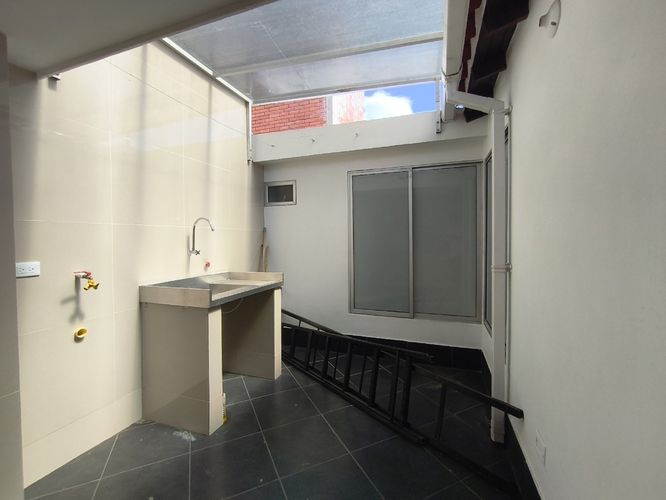 Casa de 3 alcobas en venta en Villa Antigua, Villa del Rosario, 99 m² · foto 11 de 13