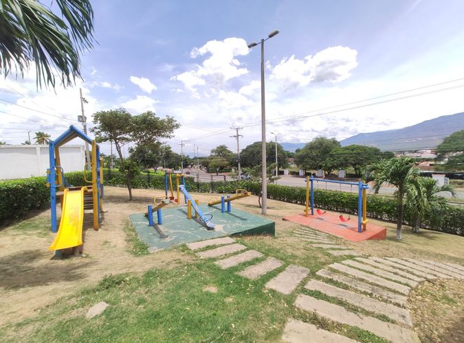 Casa de 3 alcobas en venta en Villa Antigua, Villa del Rosario, 99 m² · foto 13 de 13