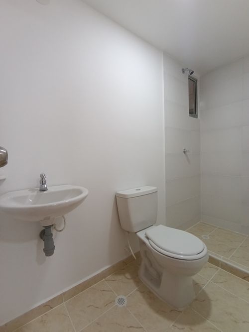 Apartamento de 2 alcobas en venta en Chaparral, Los Patios, 54 m² · foto 6 de 7