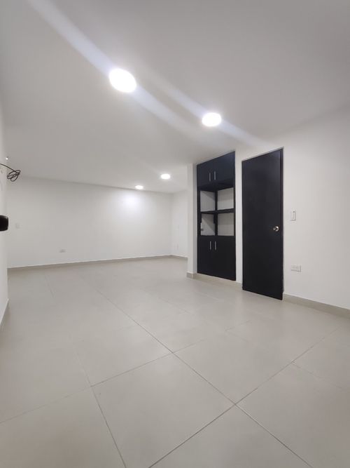 Casa de 3 alcobas en venta en Caobos, Cúcuta, 340 m² · foto 8 de 19