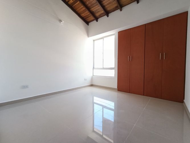 Casa en venta en Prados Del Este, Cúcuta · foto 4 de 11