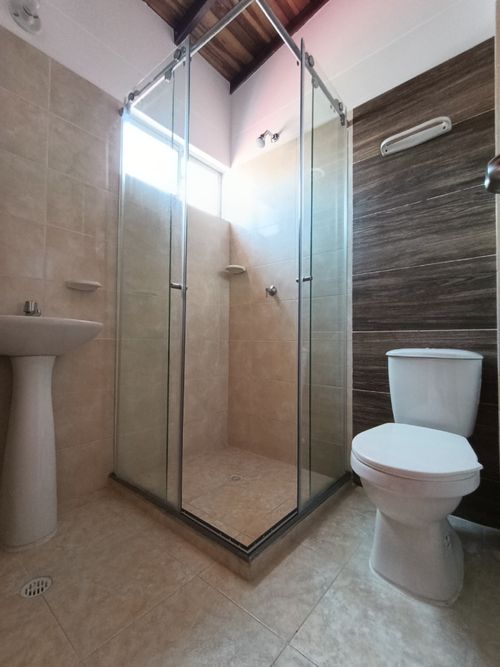 Casa en venta en Prados Del Este, Cúcuta · foto 7 de 11