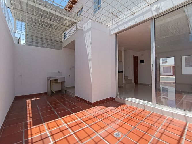 Casa en venta en Prados Del Este, Cúcuta · foto 9 de 11
