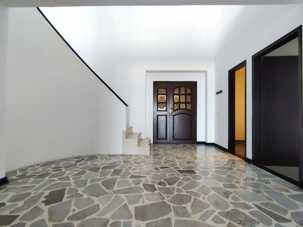Apartamento en venta en La Playa, Cúcuta · foto 3 de 21