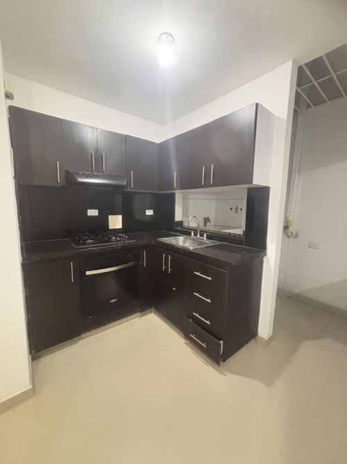 Casa de 5 alcobas en venta en Ciudad Real, Cali, 320 m² · foto 11 de 24