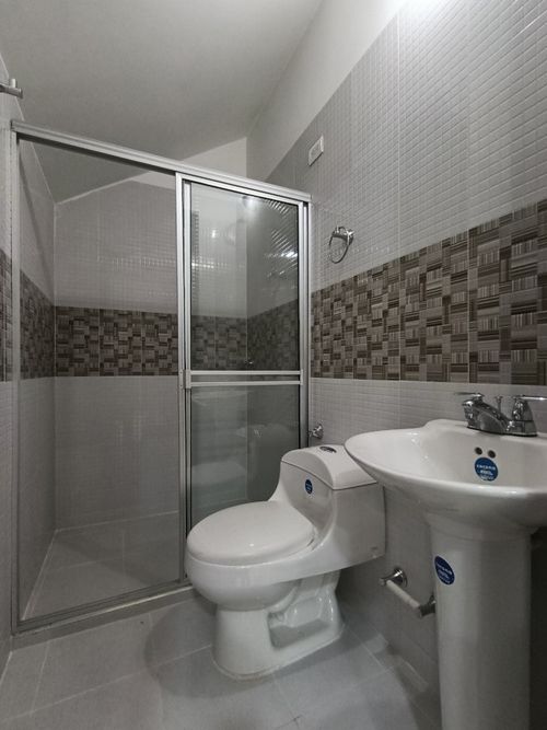 Casa de 4 alcobas en venta en Bellavista, Cúcuta, 210 m² · foto 15 de 16