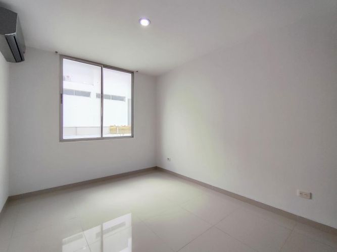 Casa de 3 alcobas en venta en La Floresta, Los Patios, 120 m² · foto 6 de 19