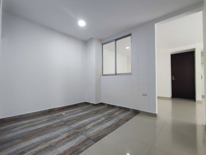 Apartamento de 3 alcobas en venta en La Floresta, Los Patios, 79 m² · foto 4 de 15
