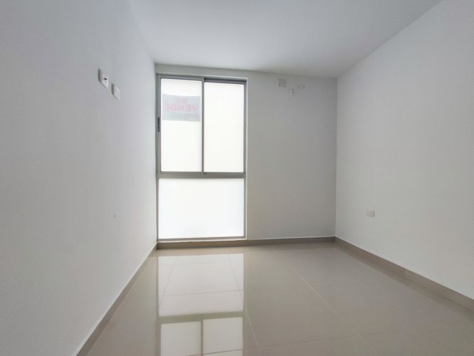Apartamento de 3 alcobas en venta en La Floresta, Los Patios, 79 m² · foto 9 de 15