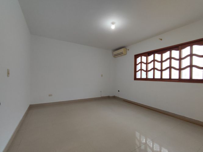 Casa de 5 alcobas en venta en Santa Lucia, Cúcuta, 279 m² · foto 6 de 24