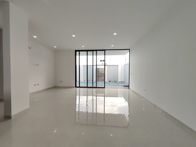 Casa de 3 alcobas en venta en Villa Antigua, Villa del Rosario, 280 m² · foto 3 de 20