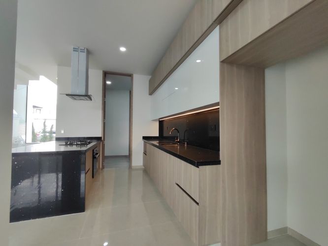 Casa de 3 alcobas en venta en Villa Antigua, Villa del Rosario, 280 m² · foto 6 de 20