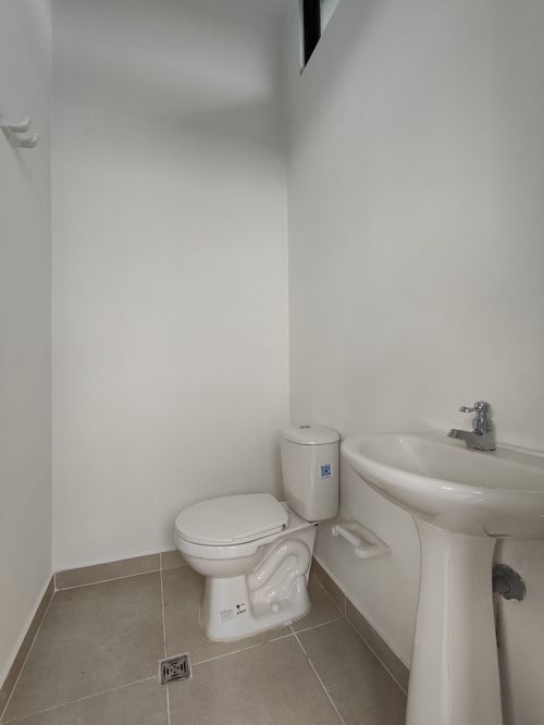 Casa de 3 alcobas en venta en Villa Antigua, Villa del Rosario, 280 m² · foto 9 de 20