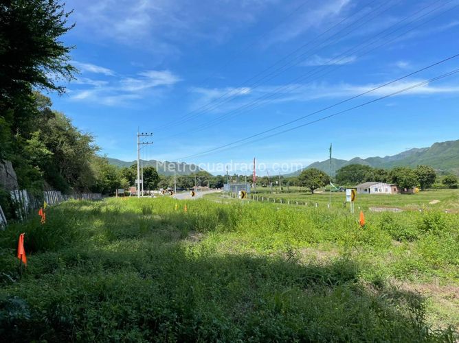 Casa de 3 alcobas en venta en Miraflores, Girardot, 70 m² · foto 6 de 20