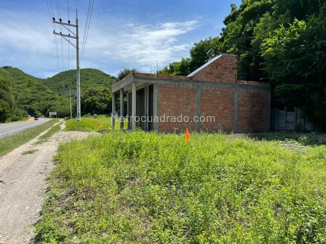 Casa de 3 alcobas en venta en Miraflores, Girardot, 70 m² · foto 4 de 20