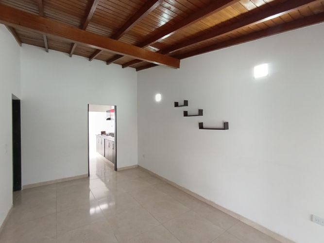 Casa de 3 alcobas en venta en Villa Antigua, Villa del Rosario, 99 m² · foto 2 de 15