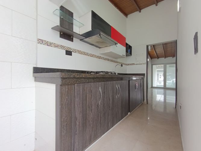 Casa de 3 alcobas en venta en Villa Antigua, Villa del Rosario, 99 m² · foto 3 de 15