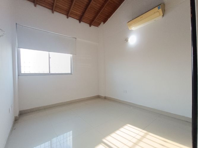 Apartamento de 3 alcobas en venta en Cr Alicante, Cúcuta, 100 m² · foto 8 de 14